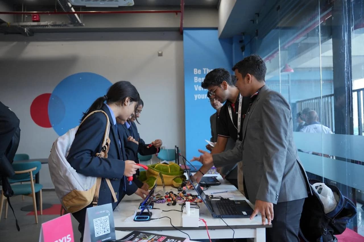 NEXIS Business Management students presenting their business to visitors